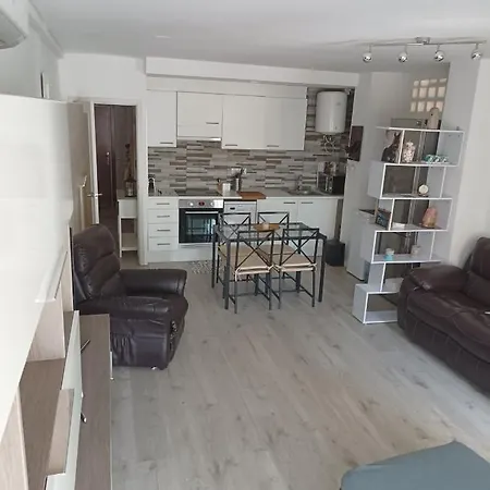 Apartman 2 Linea De Mar Con Entrada Independiente